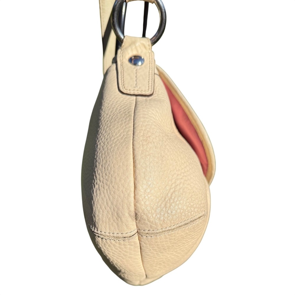 Vintage COACH Soho Pleated Flap Hobo Shoulder Bag, Cream/Ivory Pebbled Leather - Picture 6 of 11